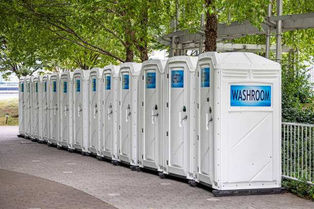 Best Portable restroom solutions  in Lake Camelot, IL